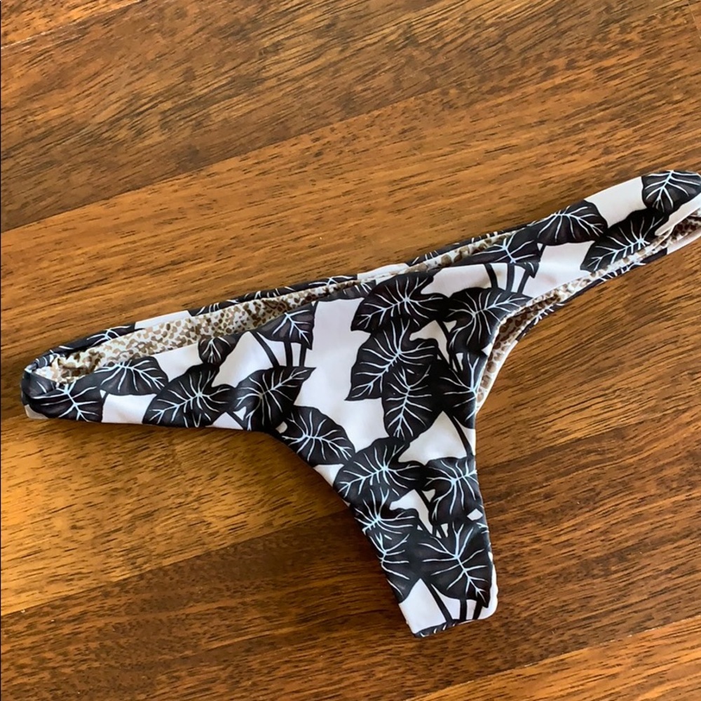 Black elephant Acacia cheeky bottoms!